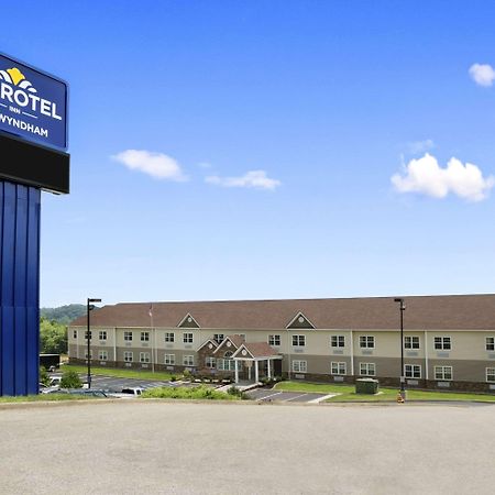 Microtel Inn & Suites By Wyndham Mineral Wells/Parkersburg Eksteriør billede
