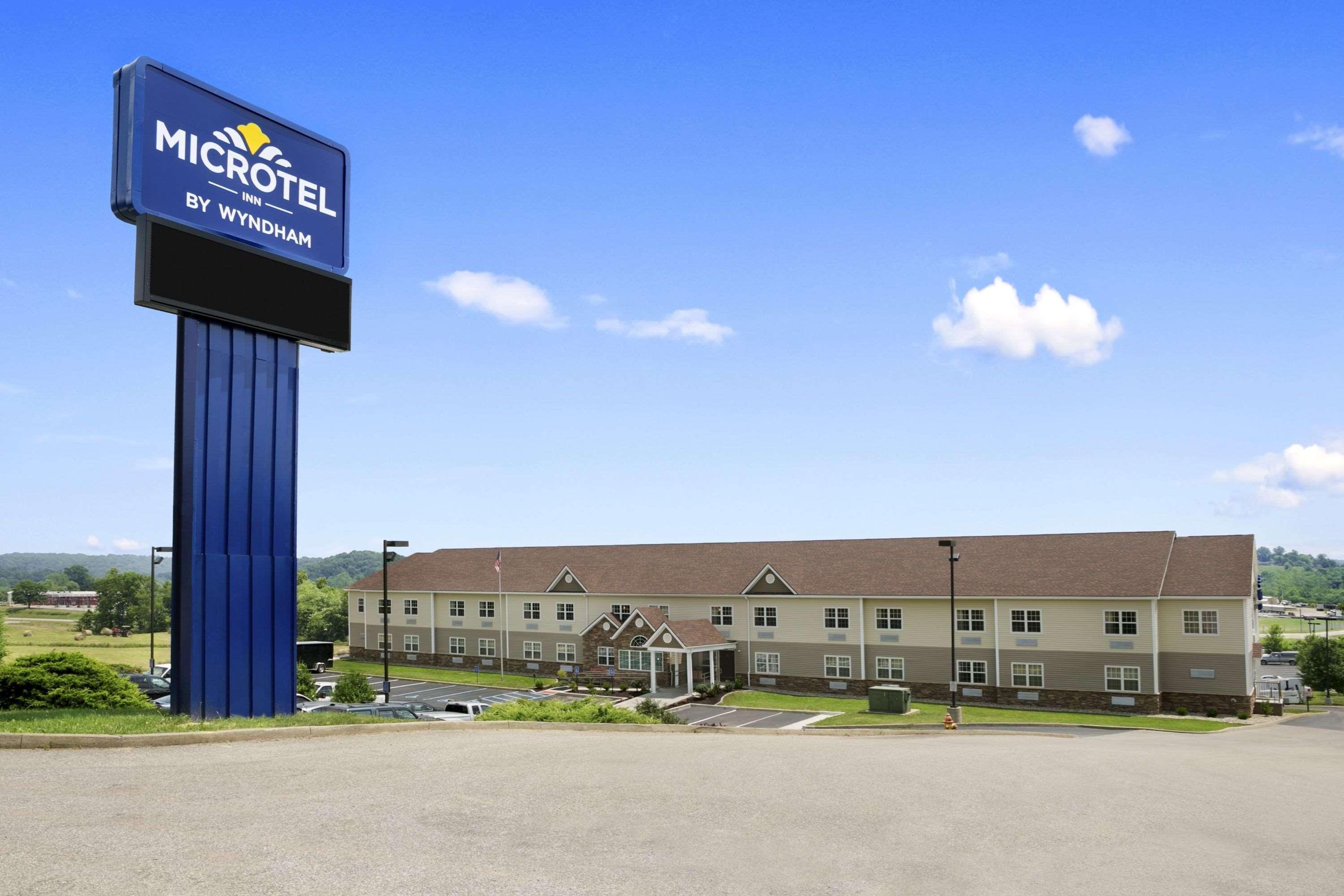 Microtel Inn & Suites By Wyndham Mineral Wells/Parkersburg Eksteriør billede