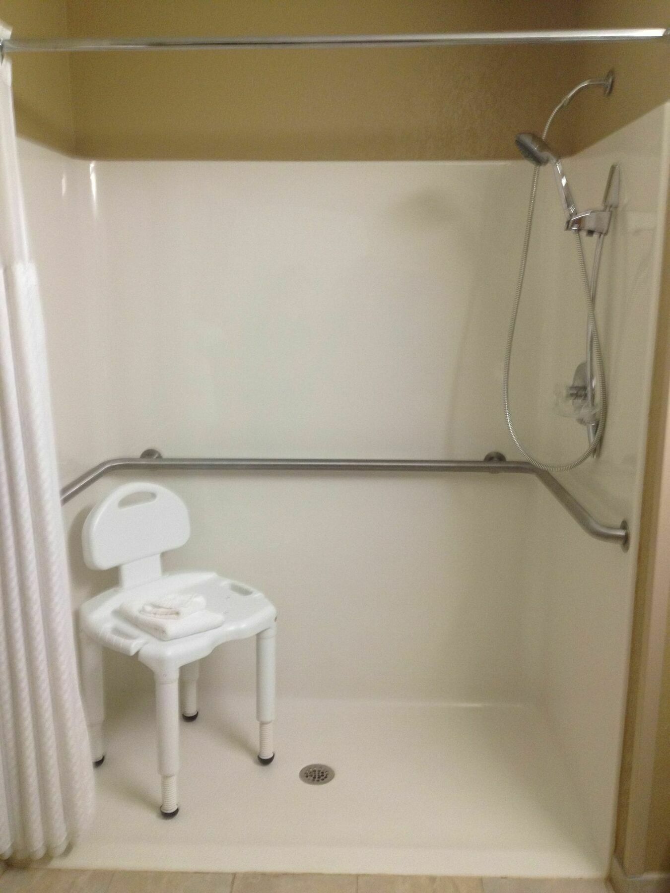 Microtel Inn & Suites By Wyndham Mineral Wells/Parkersburg Eksteriør billede