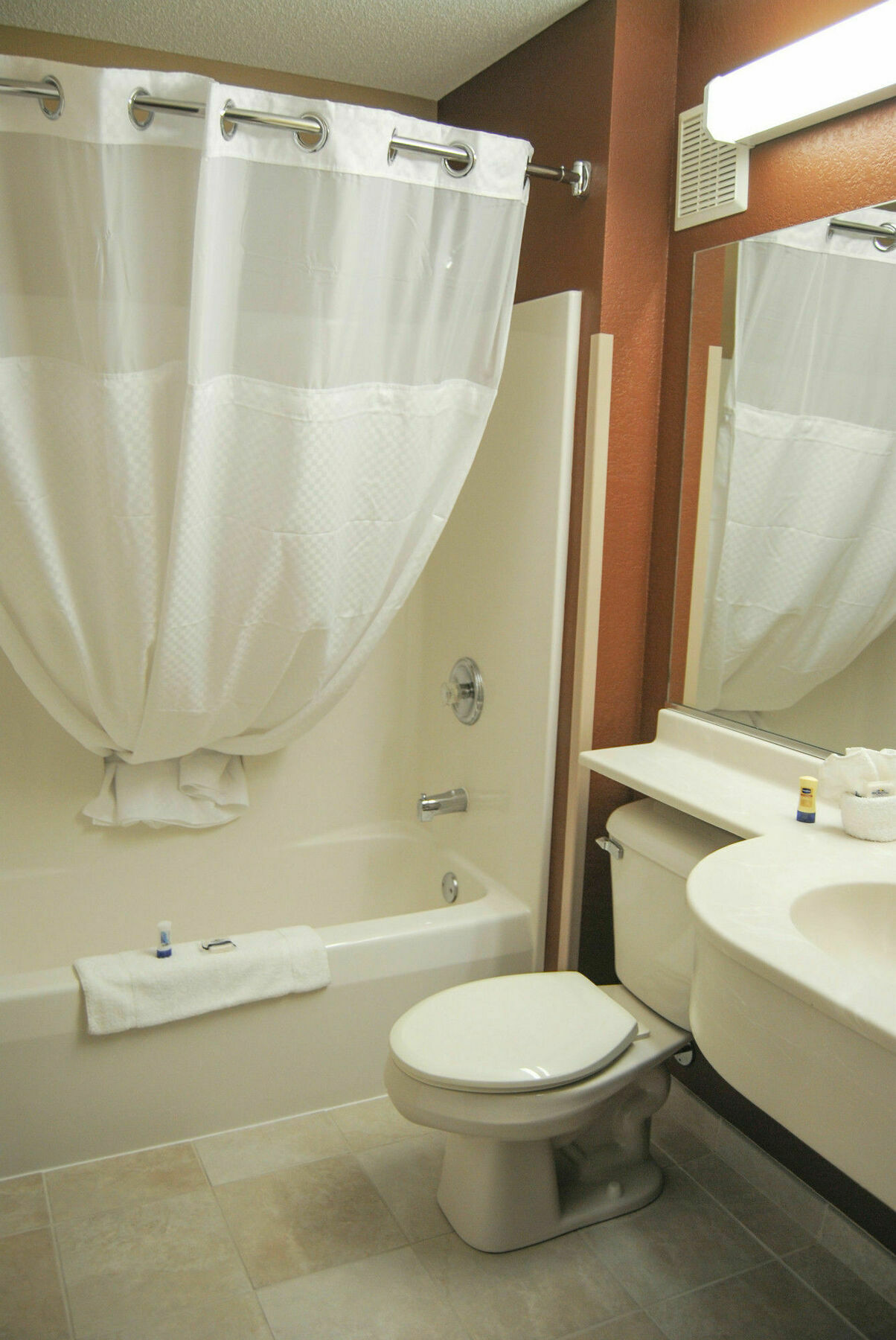 Microtel Inn & Suites By Wyndham Mineral Wells/Parkersburg Eksteriør billede